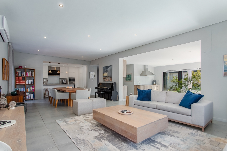4 Bedroom Property for Sale in Val De Vie Estate Western Cape